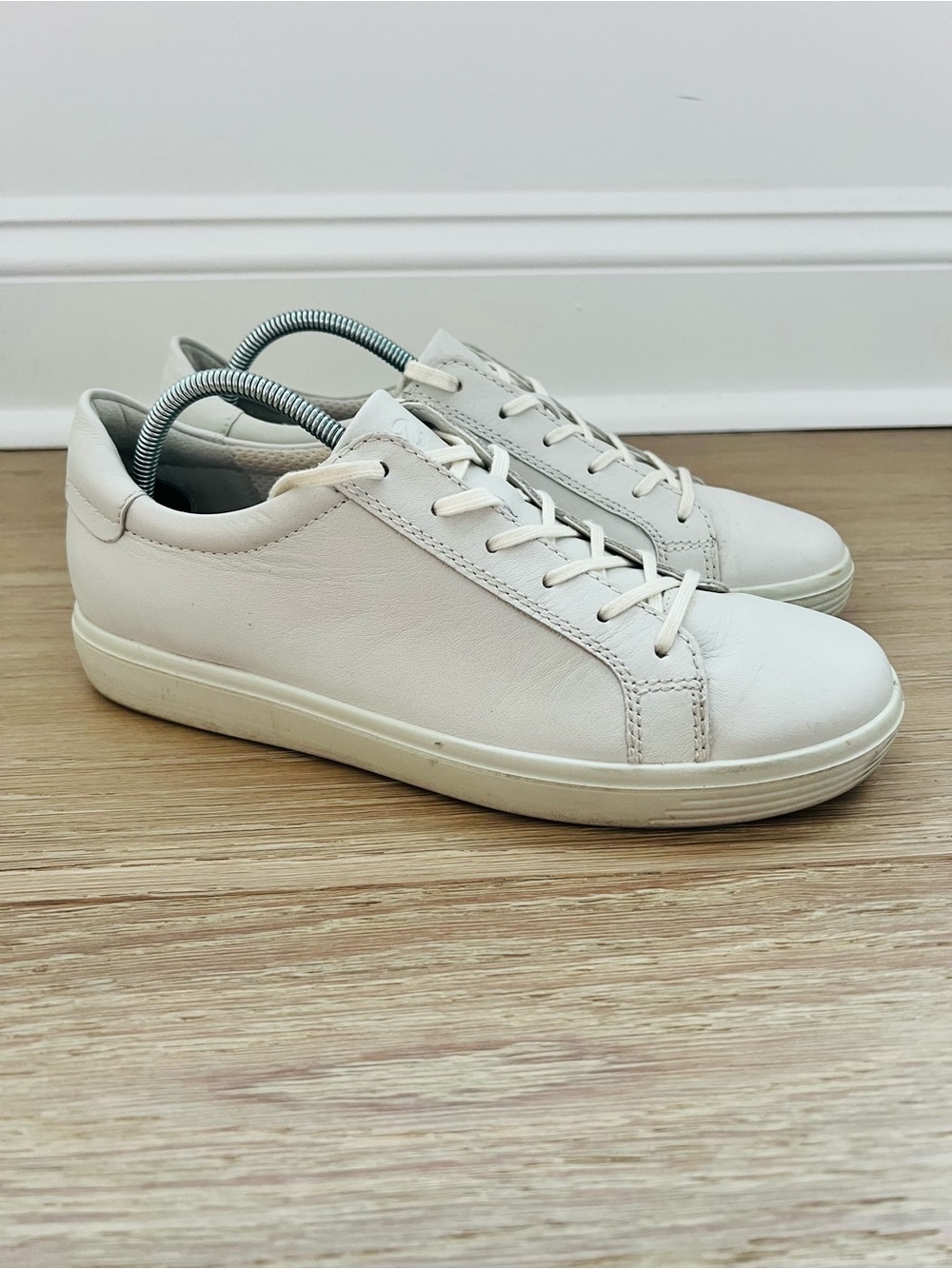 Ecco Soft Classic Walking Sneakers Shoes Leather Womens EU 40 US 9-9.5